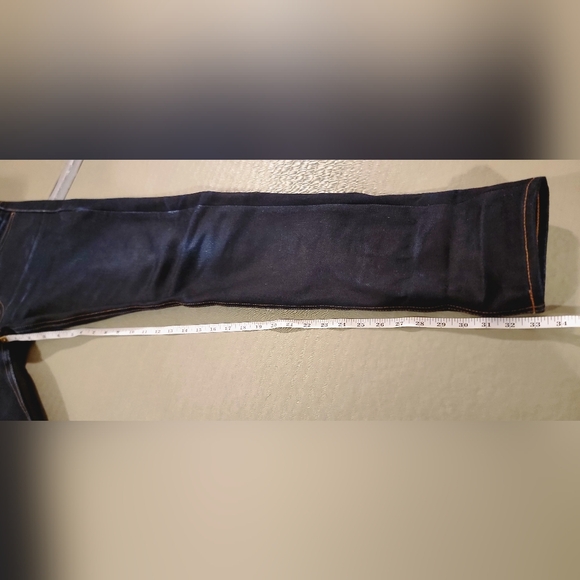 SoSo Selvedge Heavyweight Raw Denim (22oz) - Picture 14 of 15